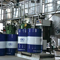 超美力專業的技術團隊，為我們全面解決潤滑需求